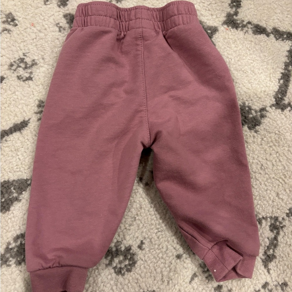 Nike Kids Rose-Mauve Sweatpants with White Swoosh - Picture 3 of 4